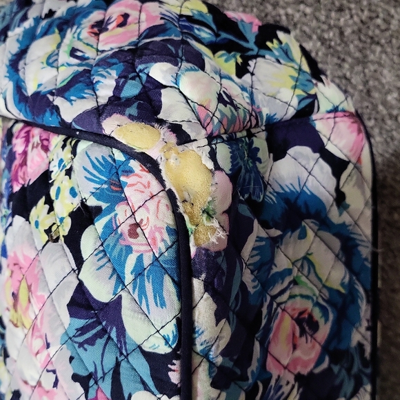 *SOLD*Vera Bradley women's crossbody bag or shoulder bag - Picture 8 of 8